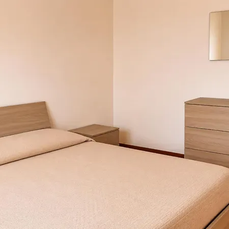 Apartment Immobiliare La Rosetana - Residenza Nazionale Roseto Degli Abruzzi